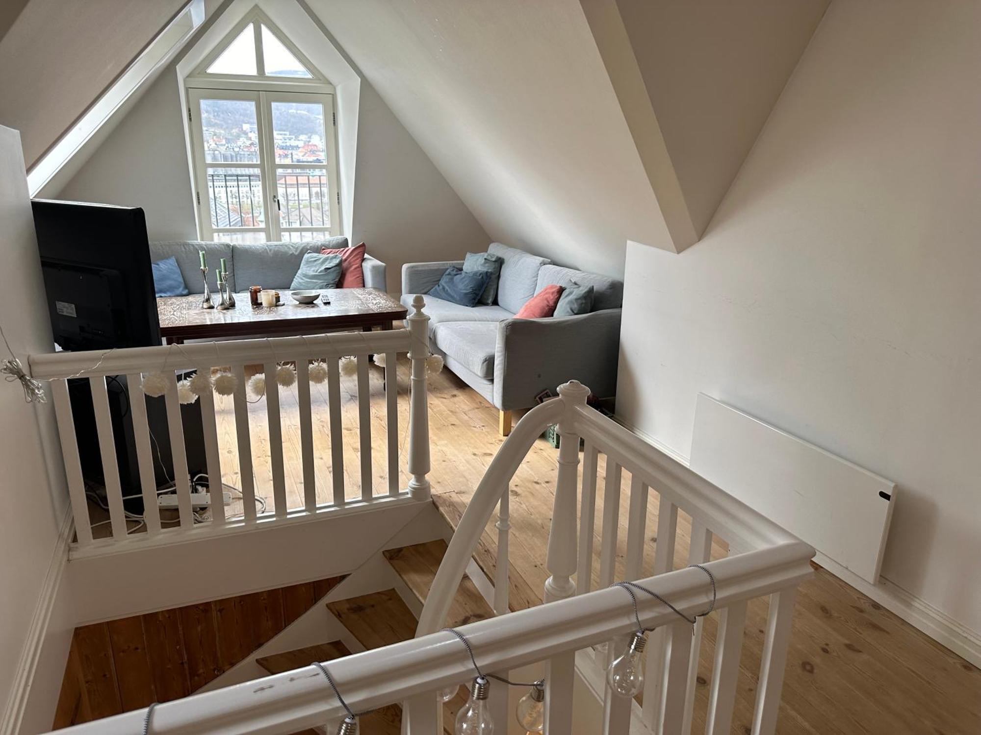 Sjarmerende Bolig Like Ved Togstasjonen Apartamento Bergen Exterior foto