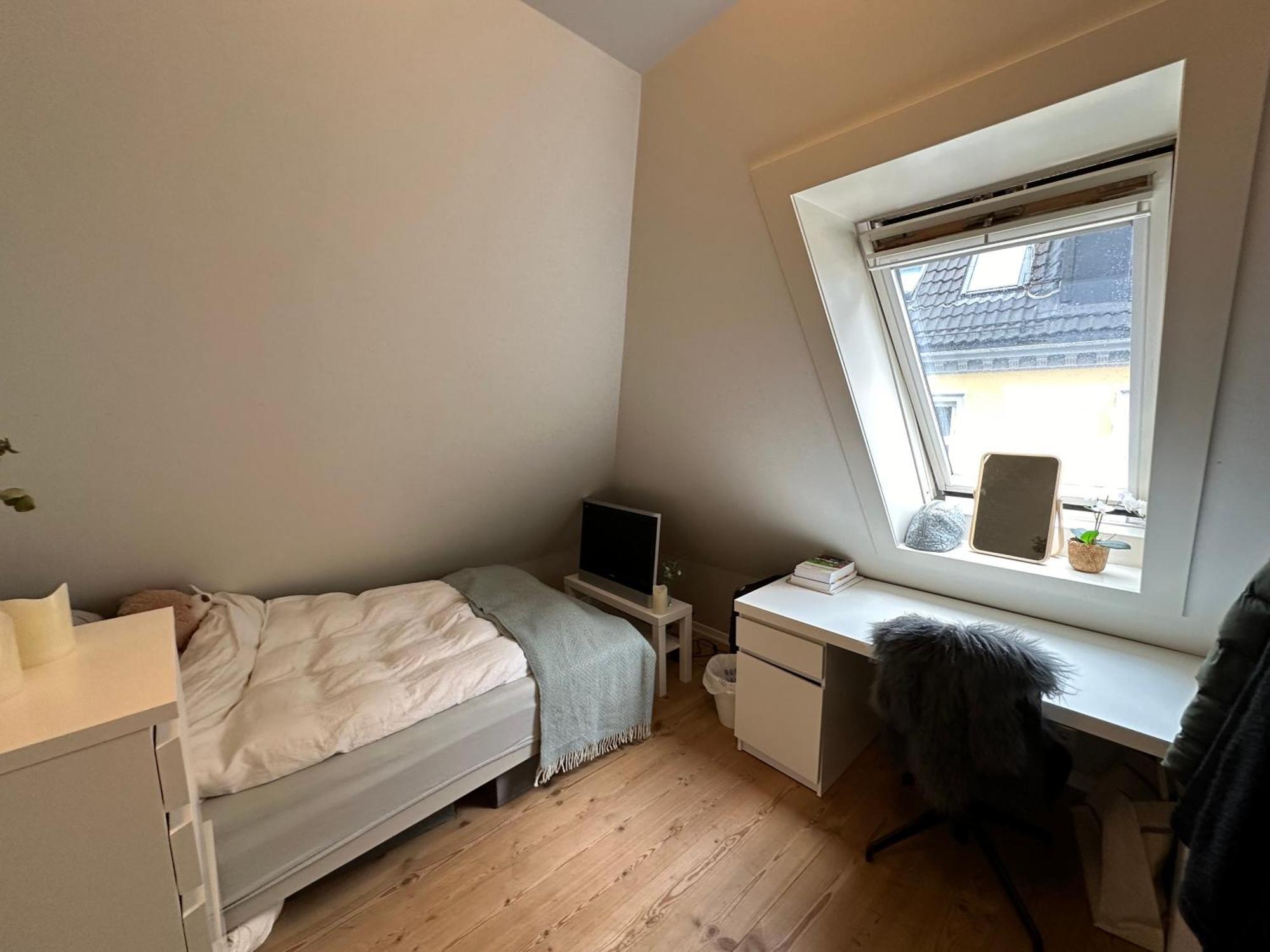 Sjarmerende Bolig Like Ved Togstasjonen Apartamento Bergen Exterior foto