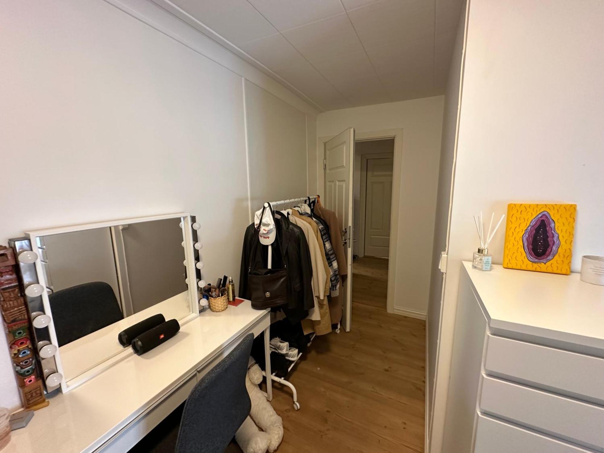 Sjarmerende Bolig Like Ved Togstasjonen Apartamento Bergen Exterior foto