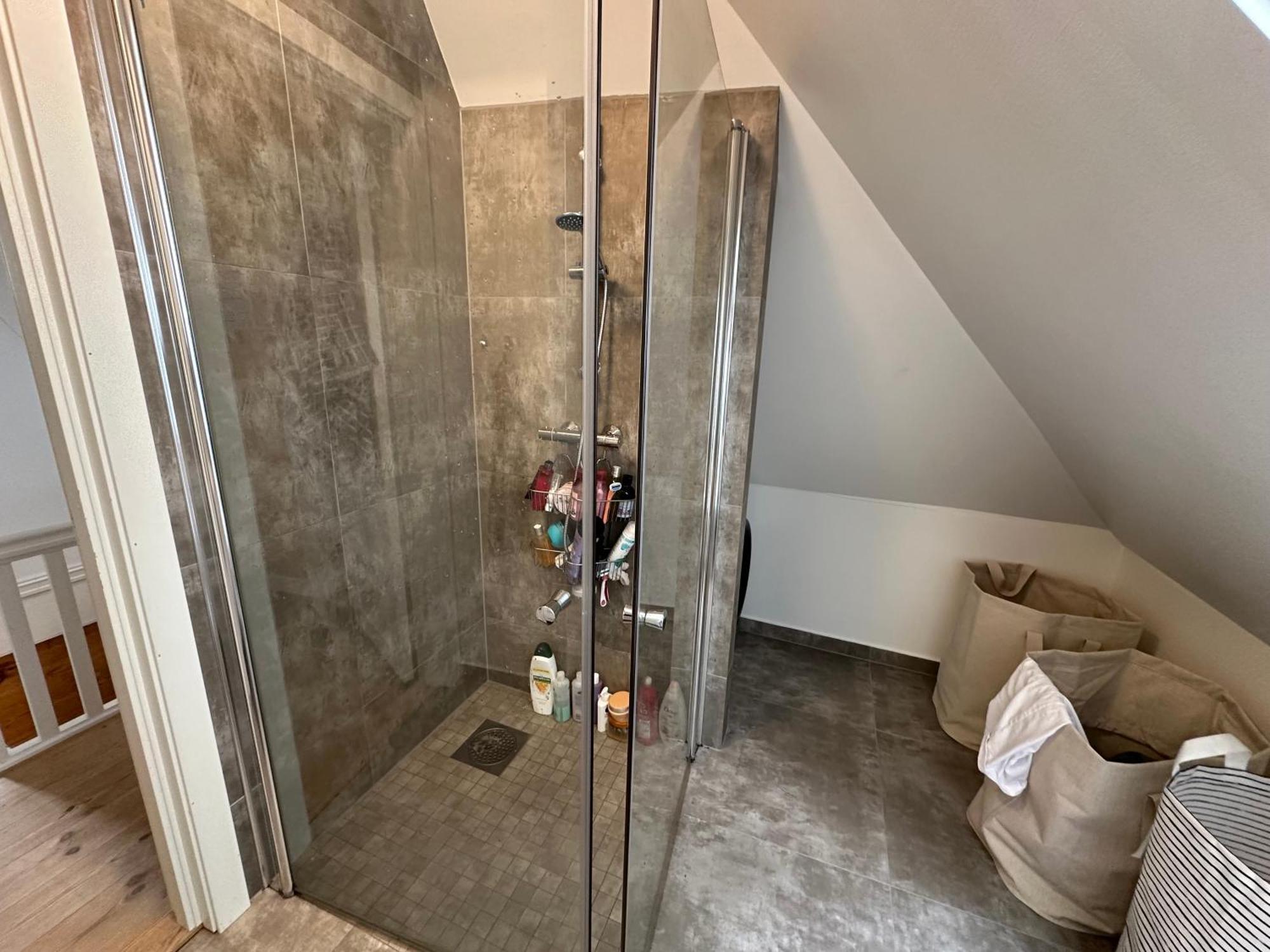 Sjarmerende Bolig Like Ved Togstasjonen Apartamento Bergen Exterior foto