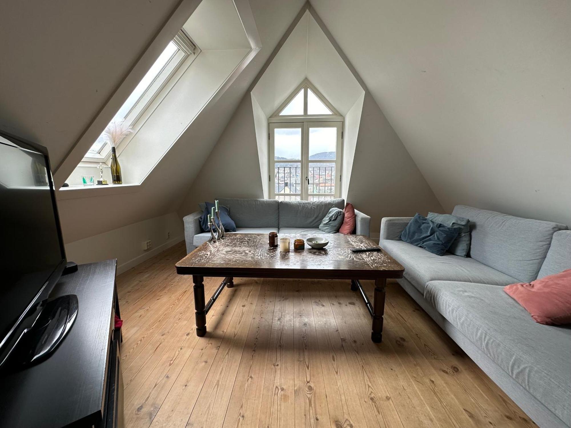 Sjarmerende Bolig Like Ved Togstasjonen Apartamento Bergen Exterior foto